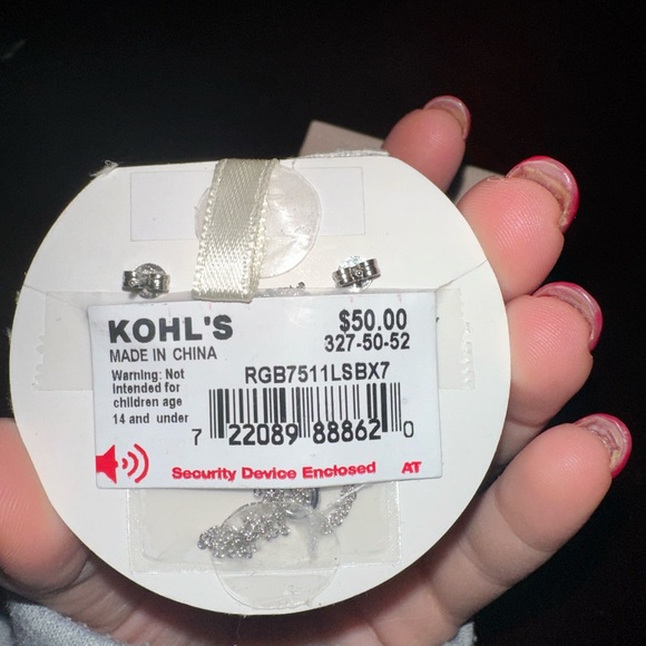 necklace and earring set - Picture 3 of 3